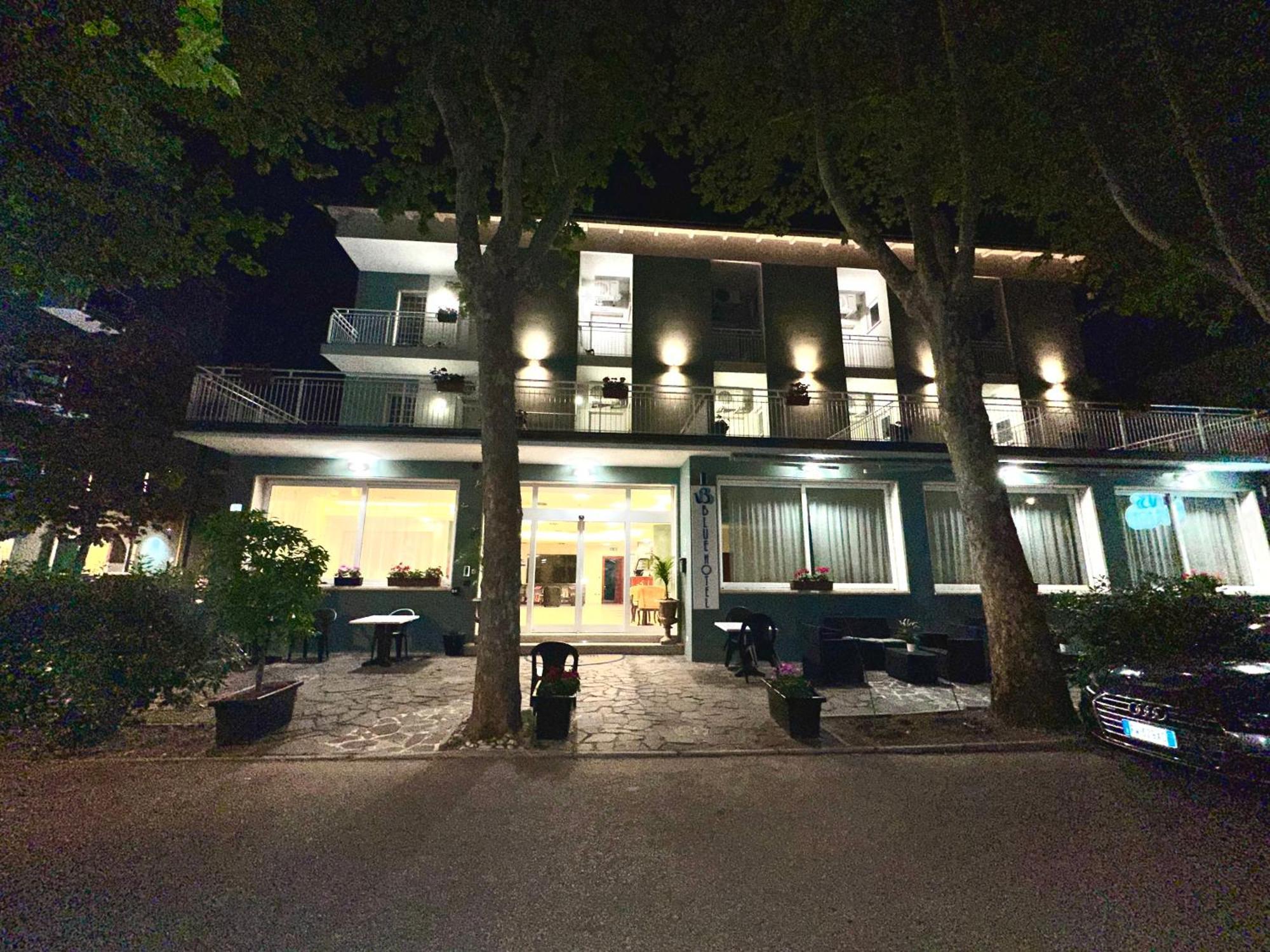 Blue Hotel Cesenatico Dış mekan fotoğraf
