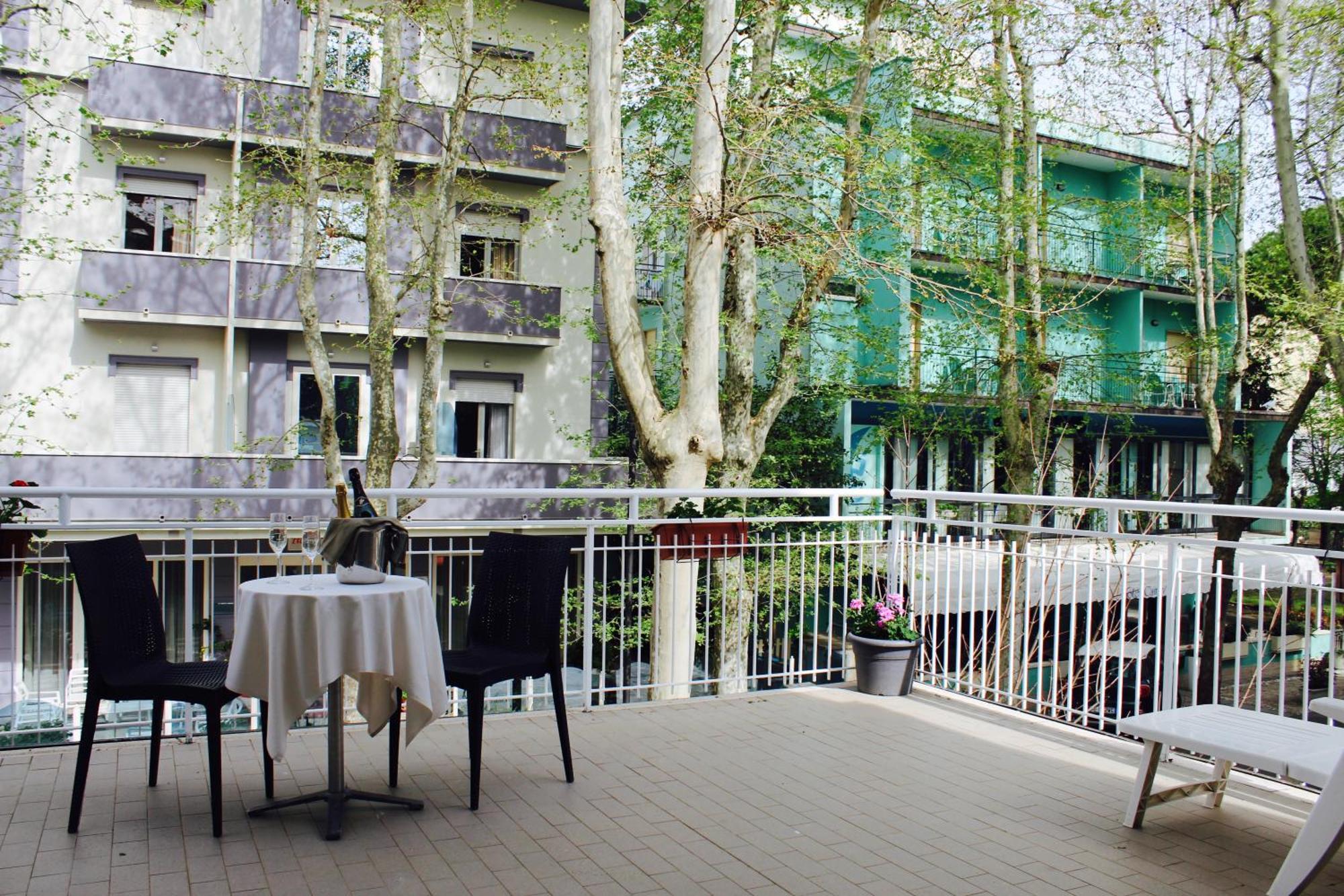 Blue Hotel Cesenatico Dış mekan fotoğraf